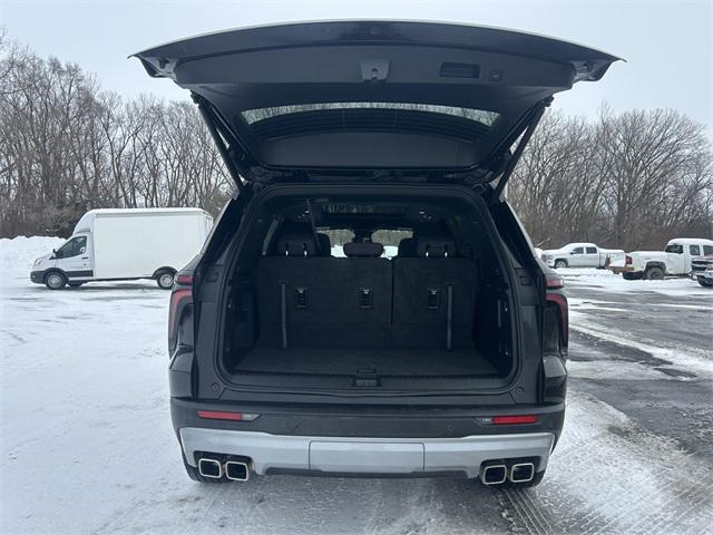 used 2024 Chevrolet Traverse car, priced at $42,995