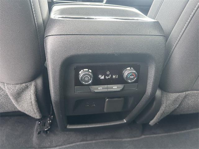 used 2024 Chevrolet Traverse car, priced at $42,995