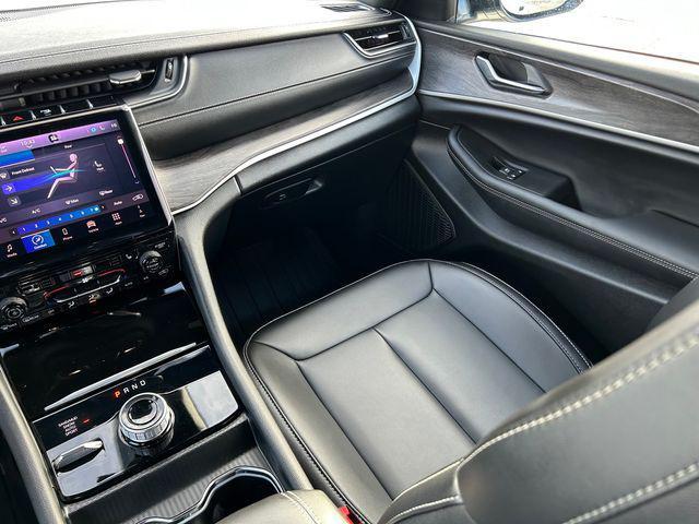 used 2025 Jeep Grand Cherokee L car, priced at $40,995