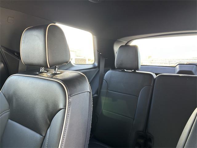 used 2023 Chevrolet Traverse car, priced at $39,995