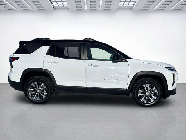 new 2026 Chevrolet Equinox car, priced at $37,630