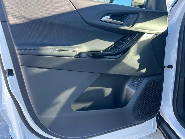 new 2026 Chevrolet Equinox car, priced at $37,630