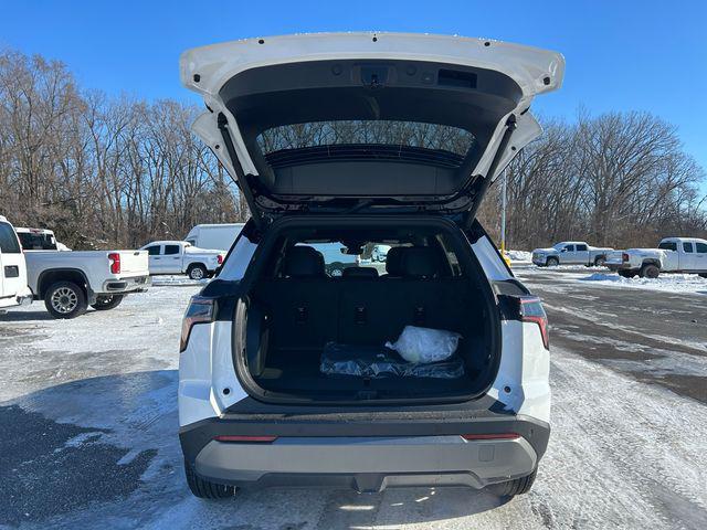 new 2026 Chevrolet Equinox car, priced at $37,630