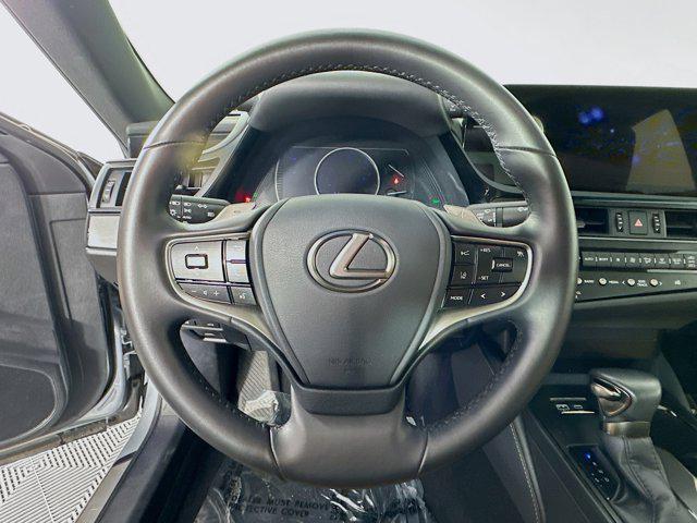 used 2025 Lexus ES 350 car, priced at $42,019