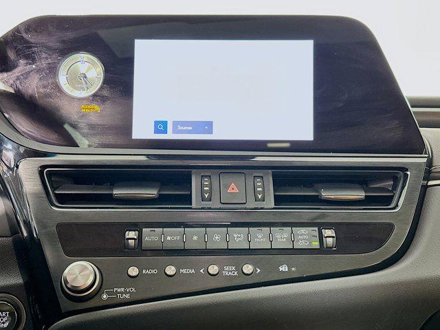 used 2025 Lexus ES 350 car, priced at $42,019