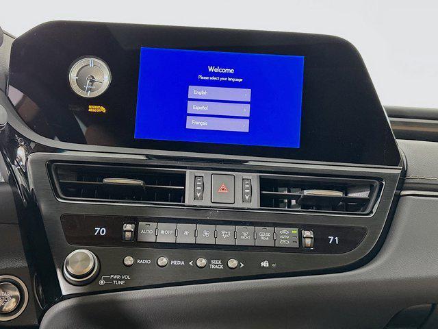 new 2025 Lexus ES 350 car, priced at $44,355