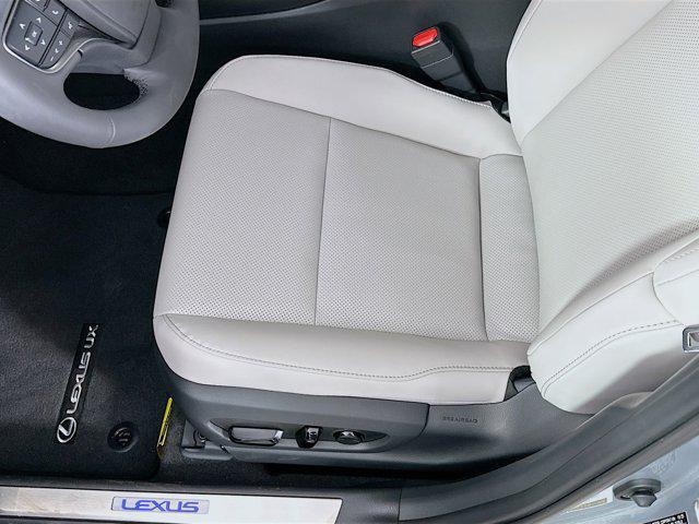 new 2025 Lexus UX 300h car, priced at $47,309