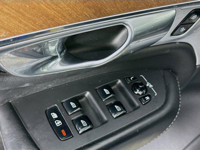 used 2018 Volvo XC90 car, priced at $18,733