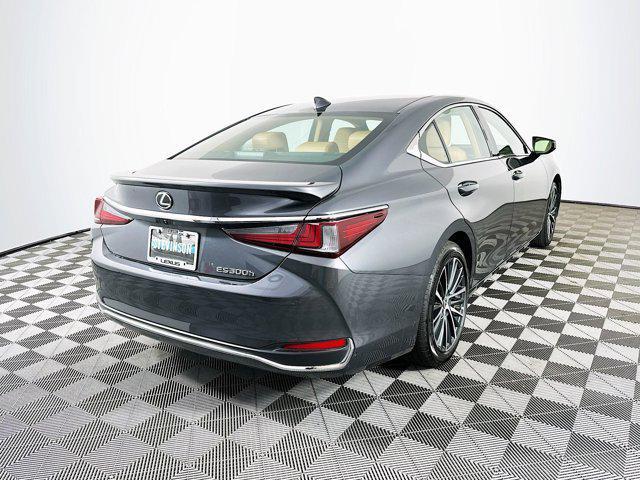 used 2025 Lexus ES 300h car, priced at $42,557