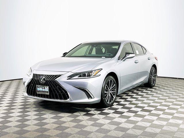 new 2025 Lexus ES 300h car, priced at $51,145