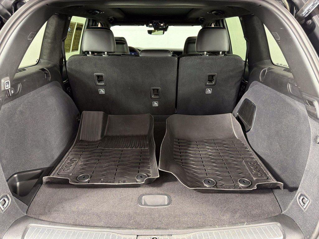 used 2023 Jeep Grand Cherokee car, priced at $39,000