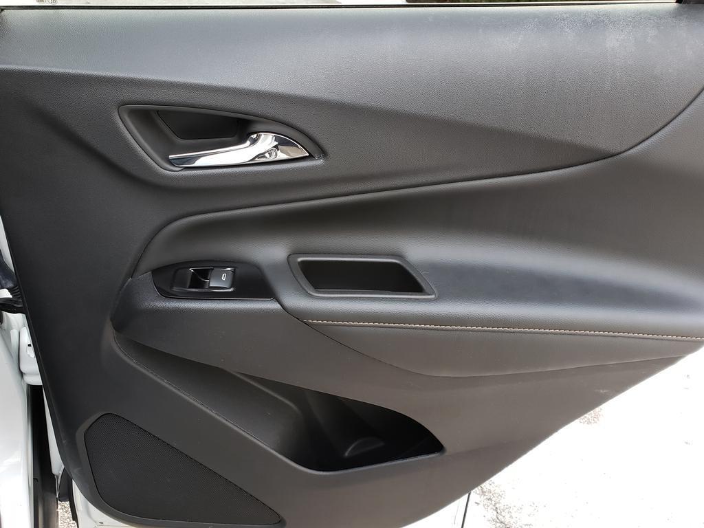 used 2022 Chevrolet Equinox car, priced at $21,693