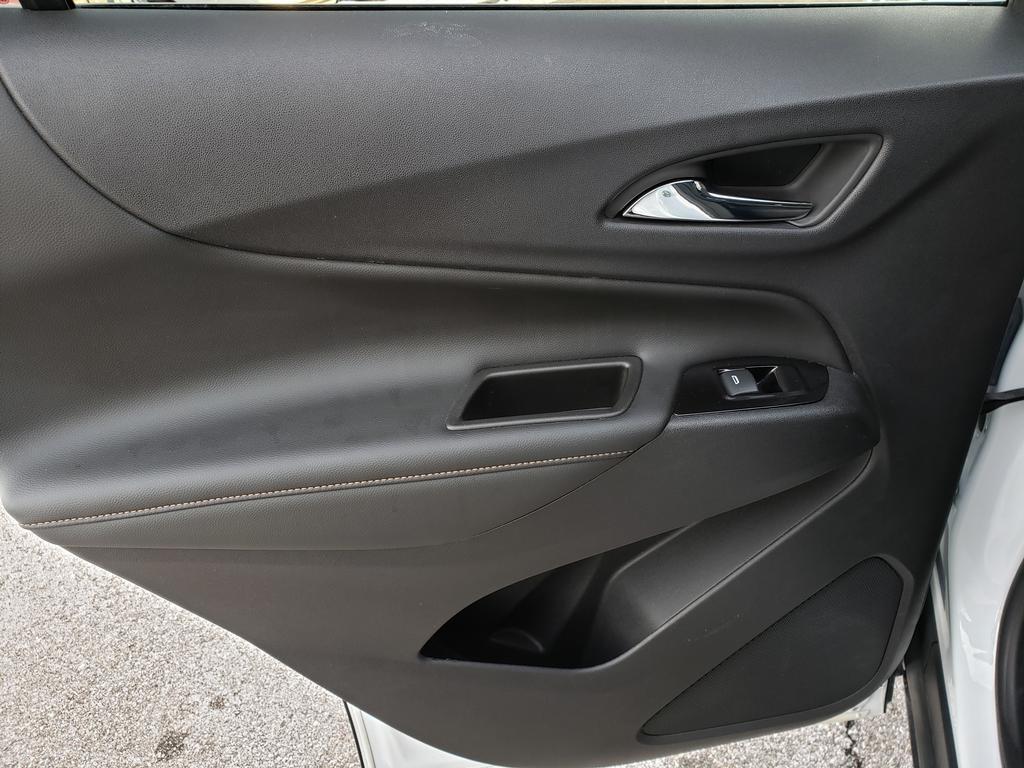 used 2022 Chevrolet Equinox car, priced at $21,693