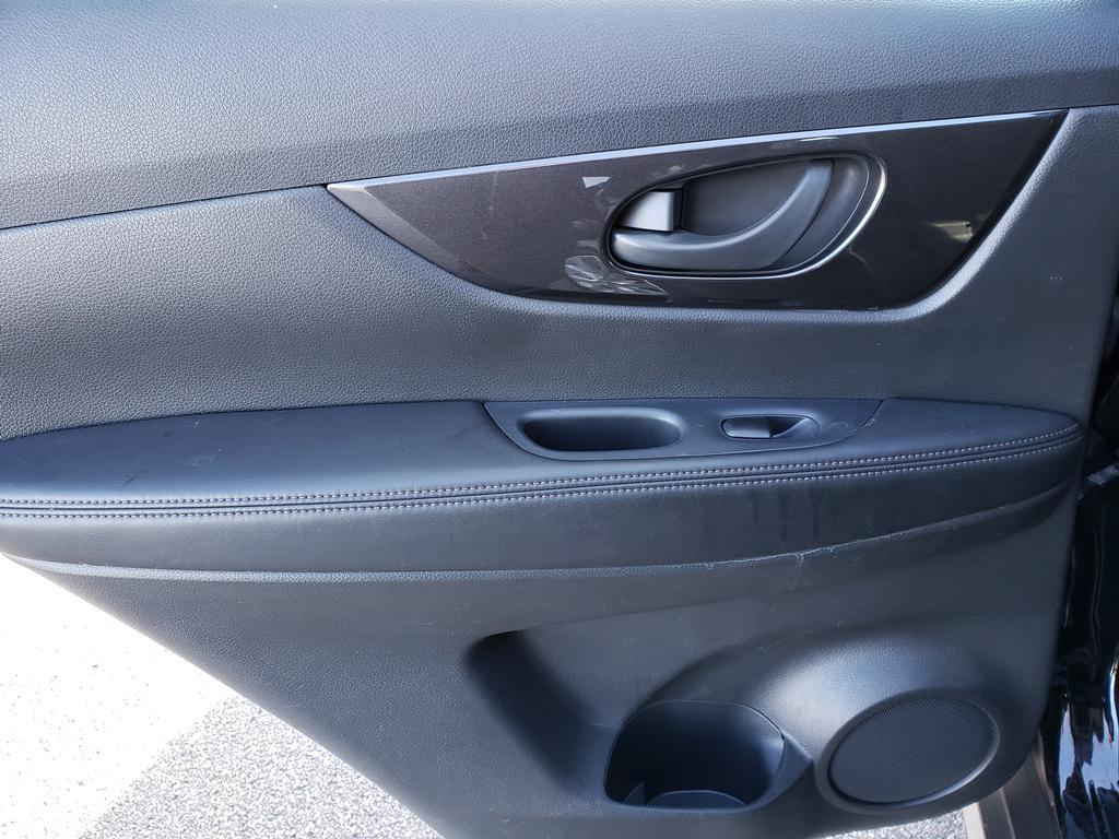 used 2019 Nissan Rogue car, priced at $13,495