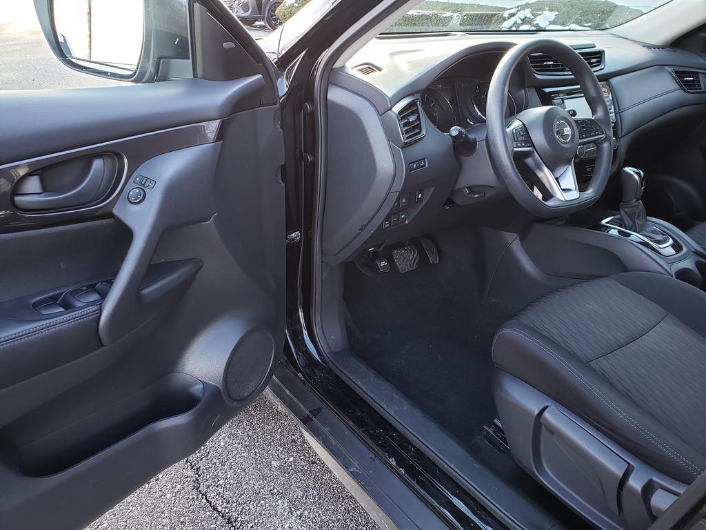 used 2019 Nissan Rogue car, priced at $13,495