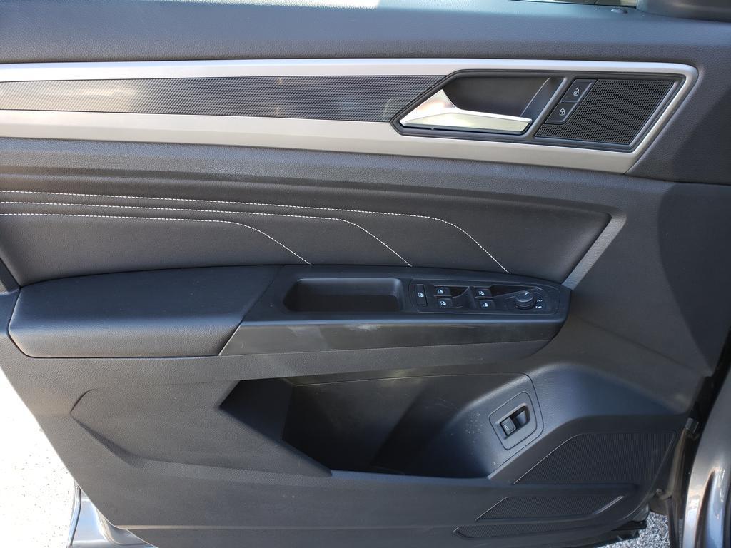 used 2020 Volkswagen Atlas Cross Sport car, priced at $18,195