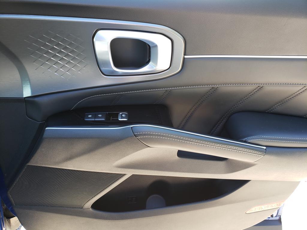 used 2021 Kia Sorento car, priced at $17,097