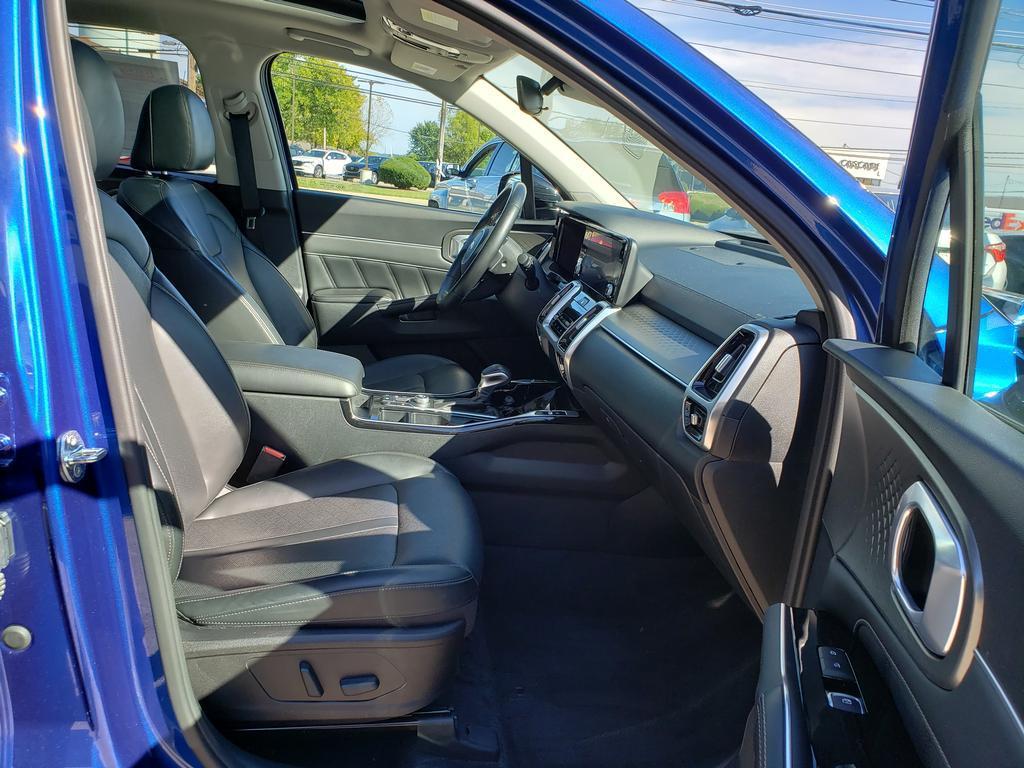 used 2021 Kia Sorento car, priced at $17,097