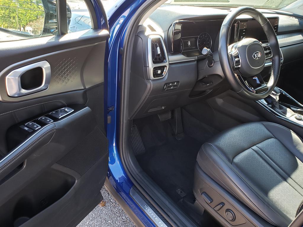 used 2021 Kia Sorento car, priced at $17,097