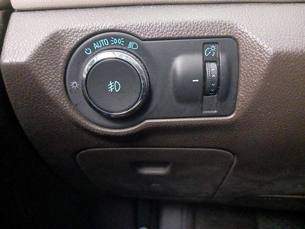 used 2015 Chevrolet Cruze car, priced at $13,998