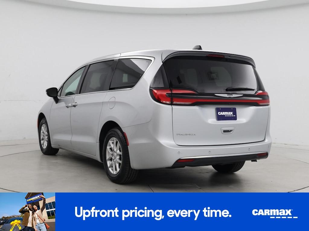 used 2024 Chrysler Pacifica car, priced at $28,998