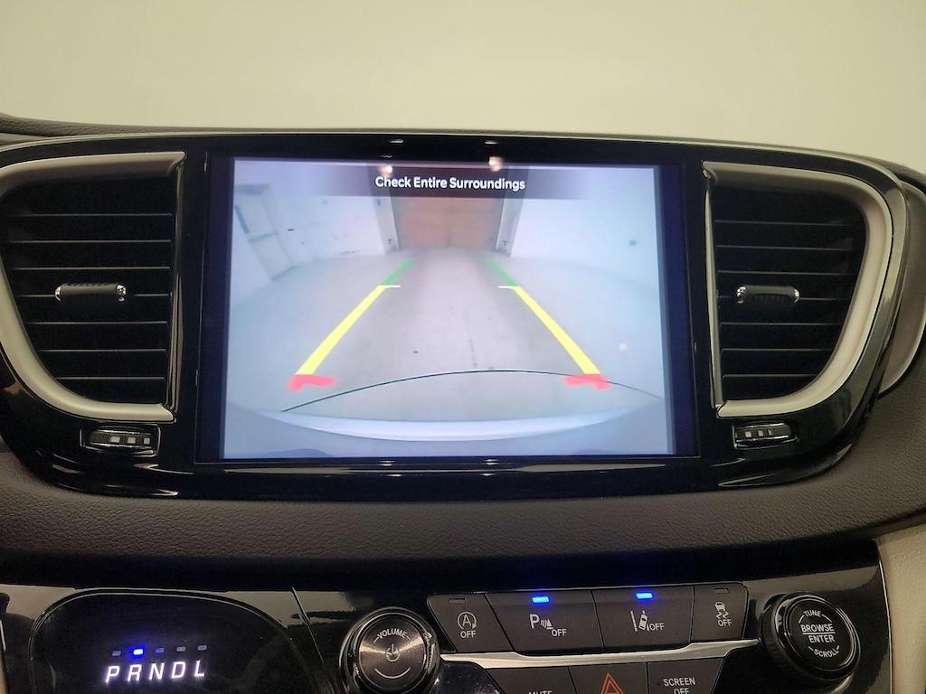 used 2024 Chrysler Pacifica car, priced at $28,998