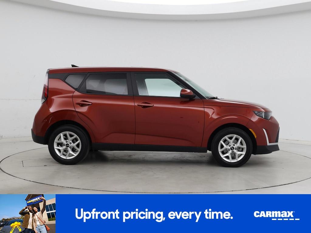 used 2025 Kia Soul car, priced at $17,998