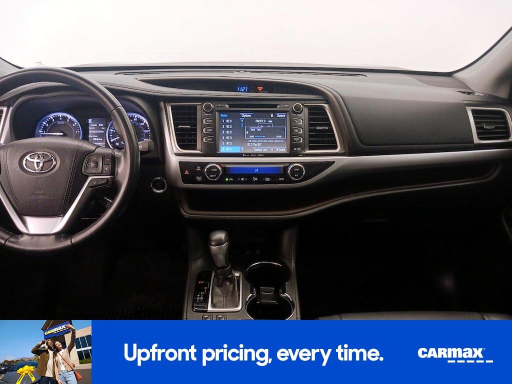 used 2018 Toyota Highlander car, priced at $27,998