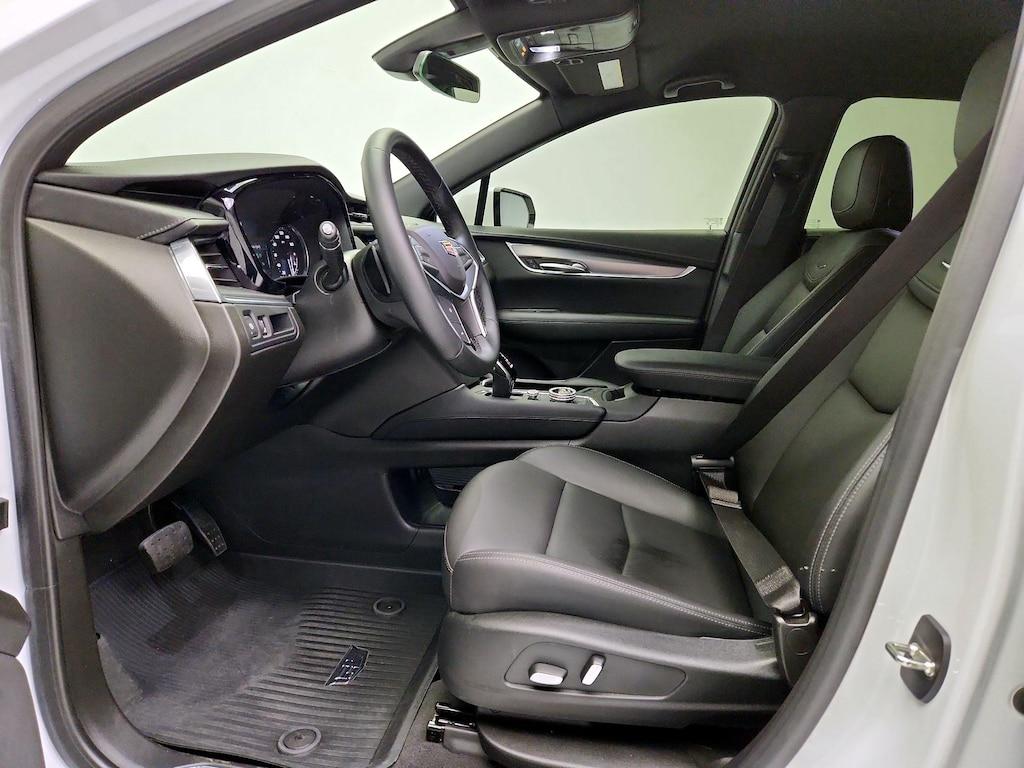 used 2024 Cadillac XT5 car, priced at $30,998
