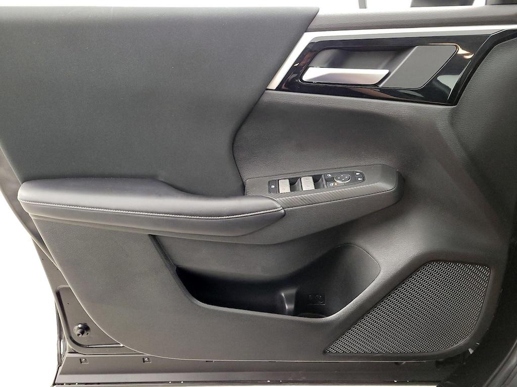 used 2024 Mitsubishi Outlander car, priced at $23,998