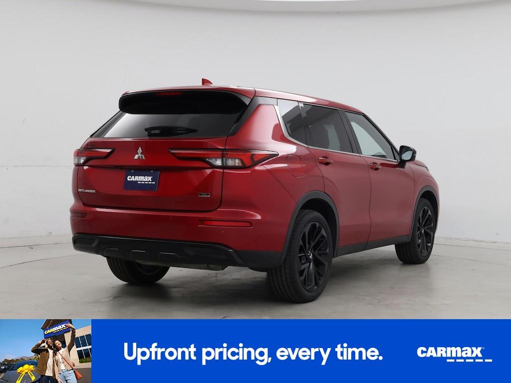 used 2023 Mitsubishi Outlander car, priced at $23,998