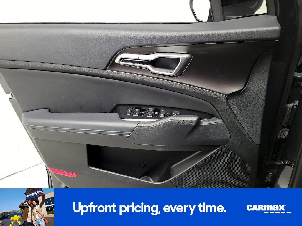 used 2025 Kia Sportage car, priced at $27,998