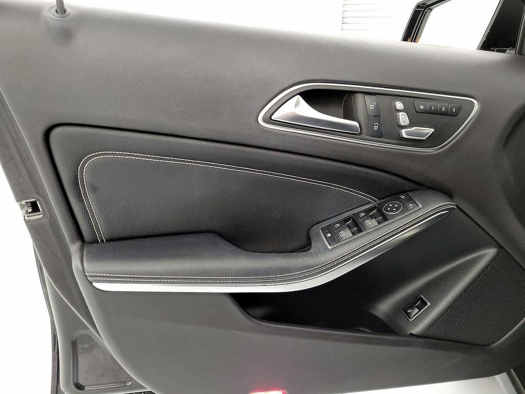 used 2020 Mercedes-Benz GLA 250 car, priced at $17,998