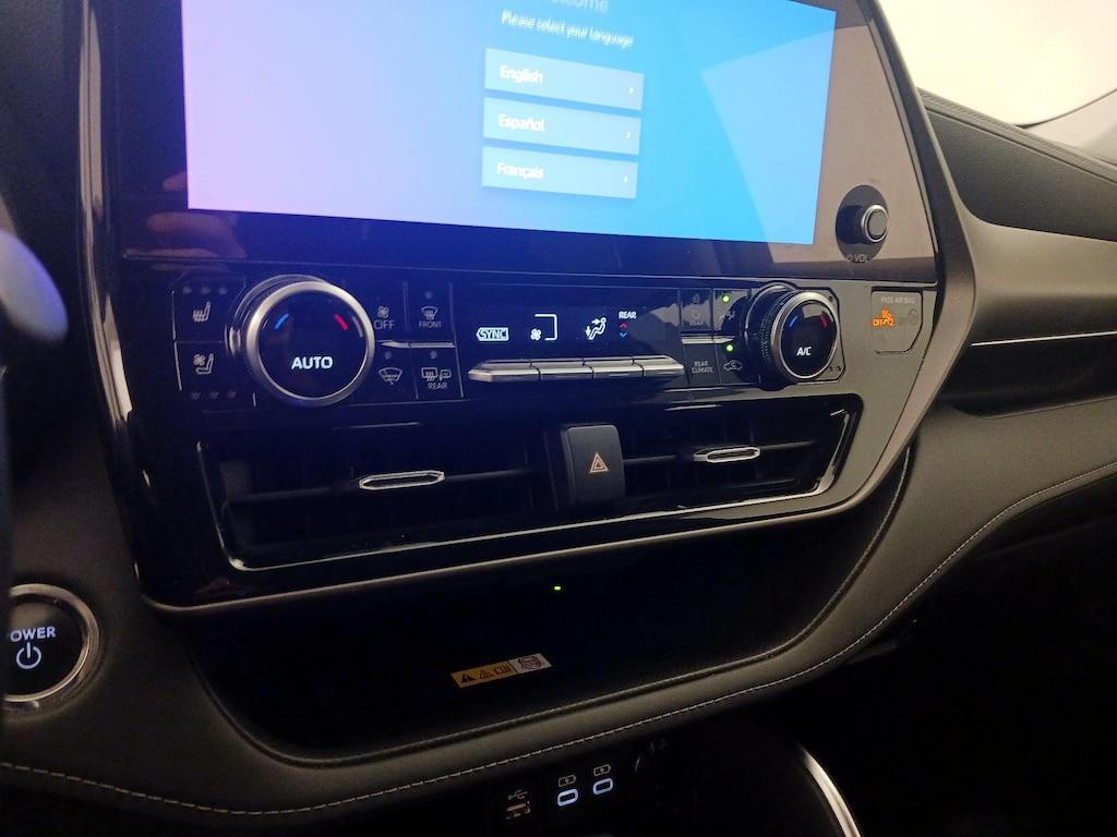 used 2023 Toyota Highlander Hybrid car, priced at $41,998