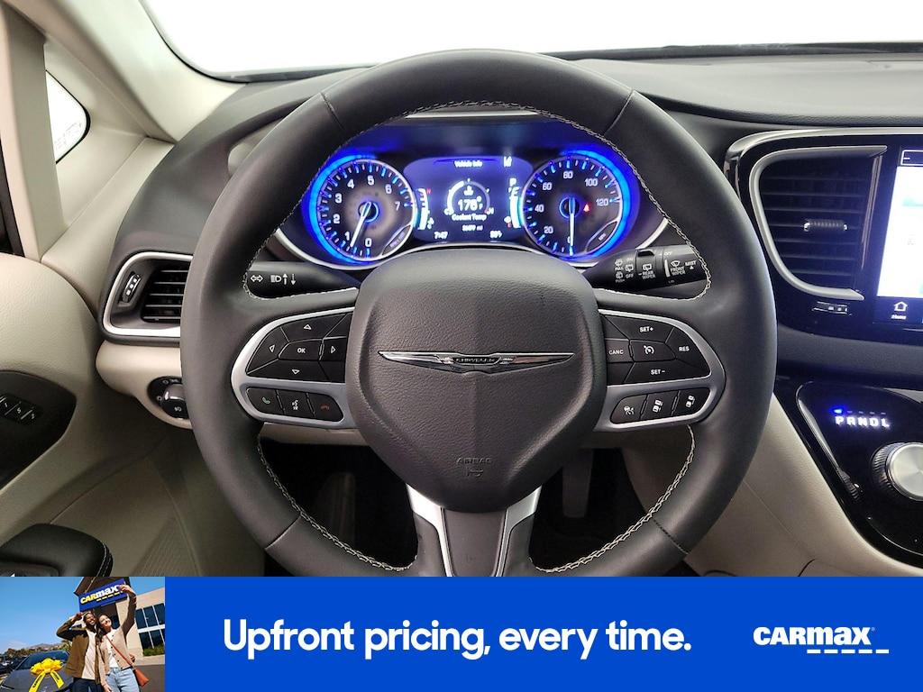 used 2024 Chrysler Pacifica car, priced at $28,998