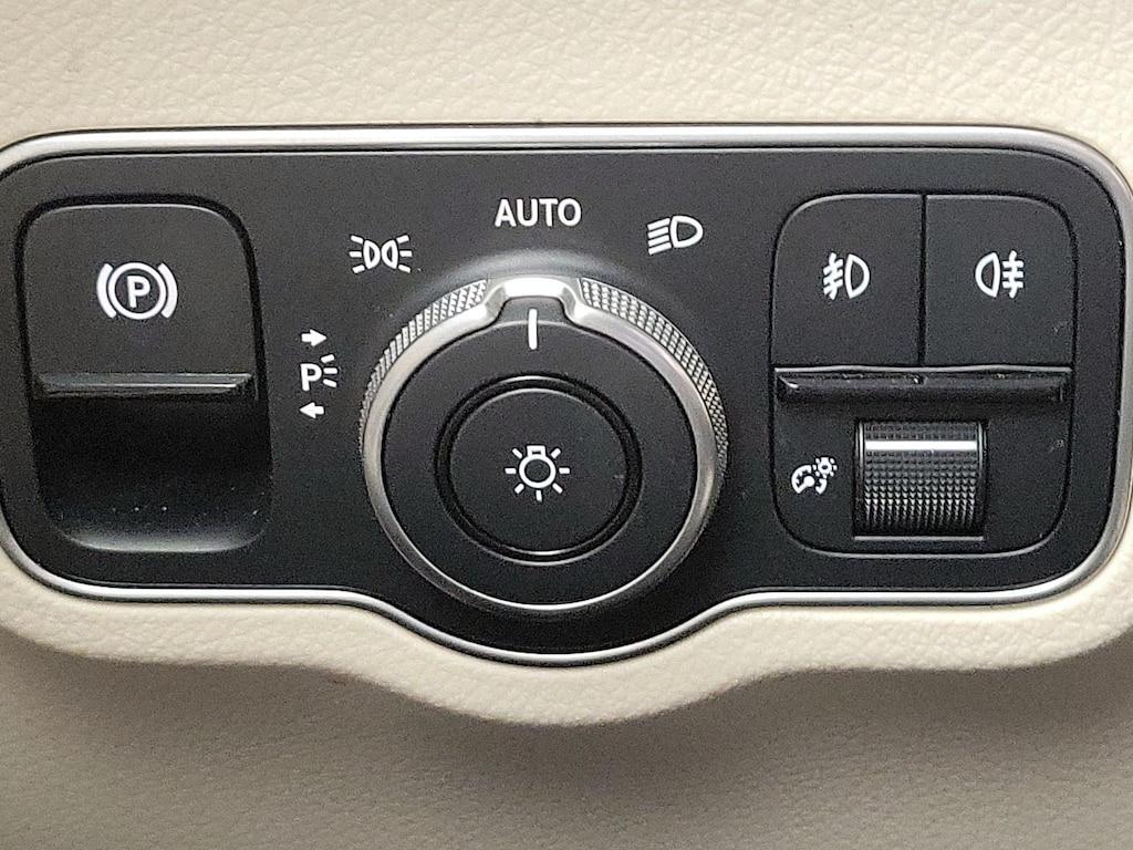 used 2024 Mercedes-Benz GLB 250 car, priced at $34,998