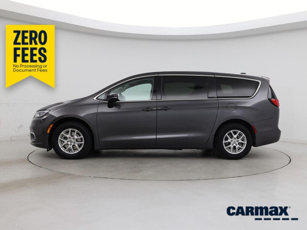 used 2023 Chrysler Pacifica car, priced at $24,998