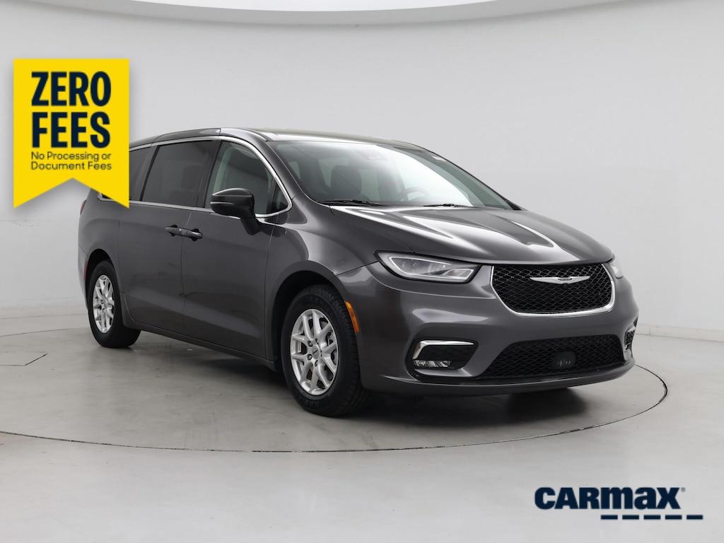 used 2023 Chrysler Pacifica car, priced at $24,998
