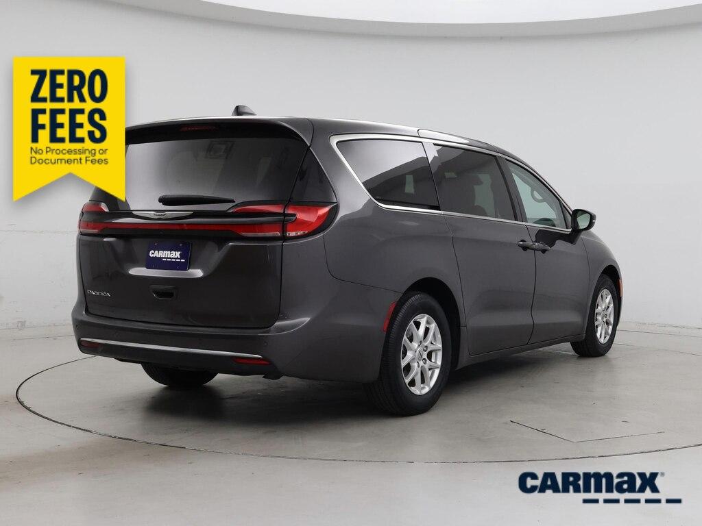 used 2023 Chrysler Pacifica car, priced at $24,998