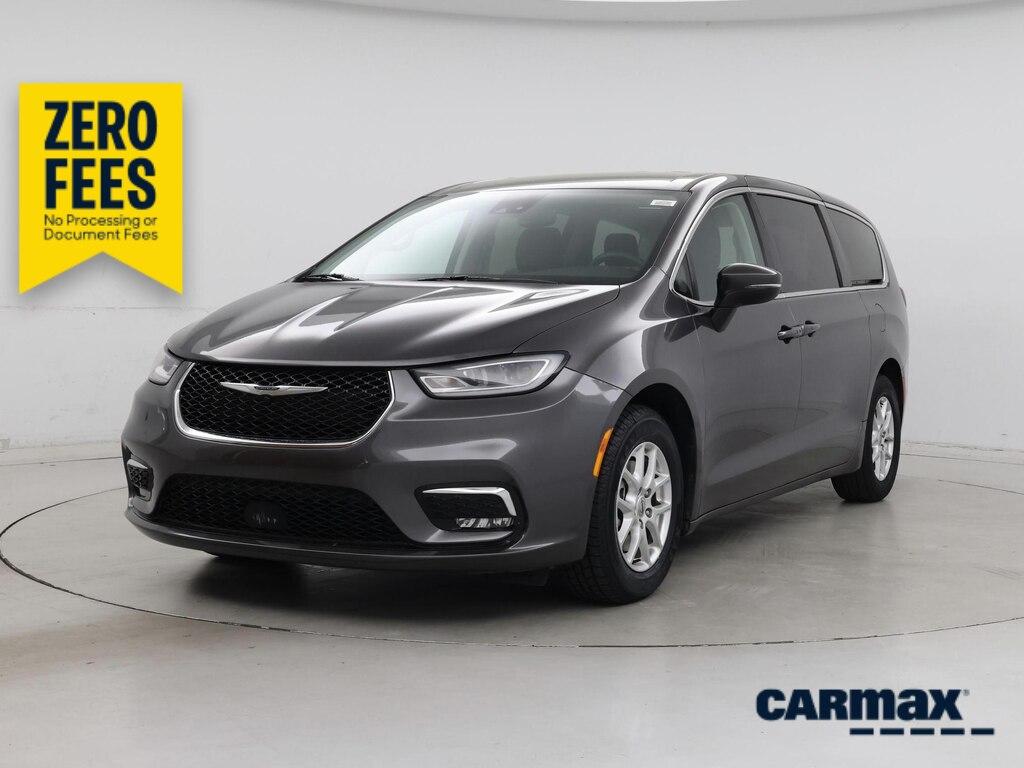 used 2023 Chrysler Pacifica car, priced at $24,998