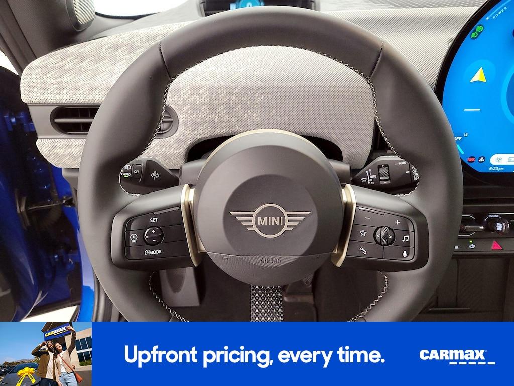 used 2025 MINI Hardtop car, priced at $29,998
