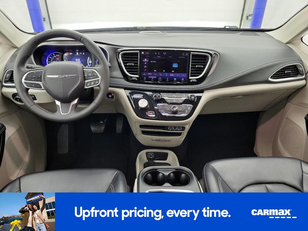 used 2023 Chrysler Pacifica Hybrid car, priced at $24,998