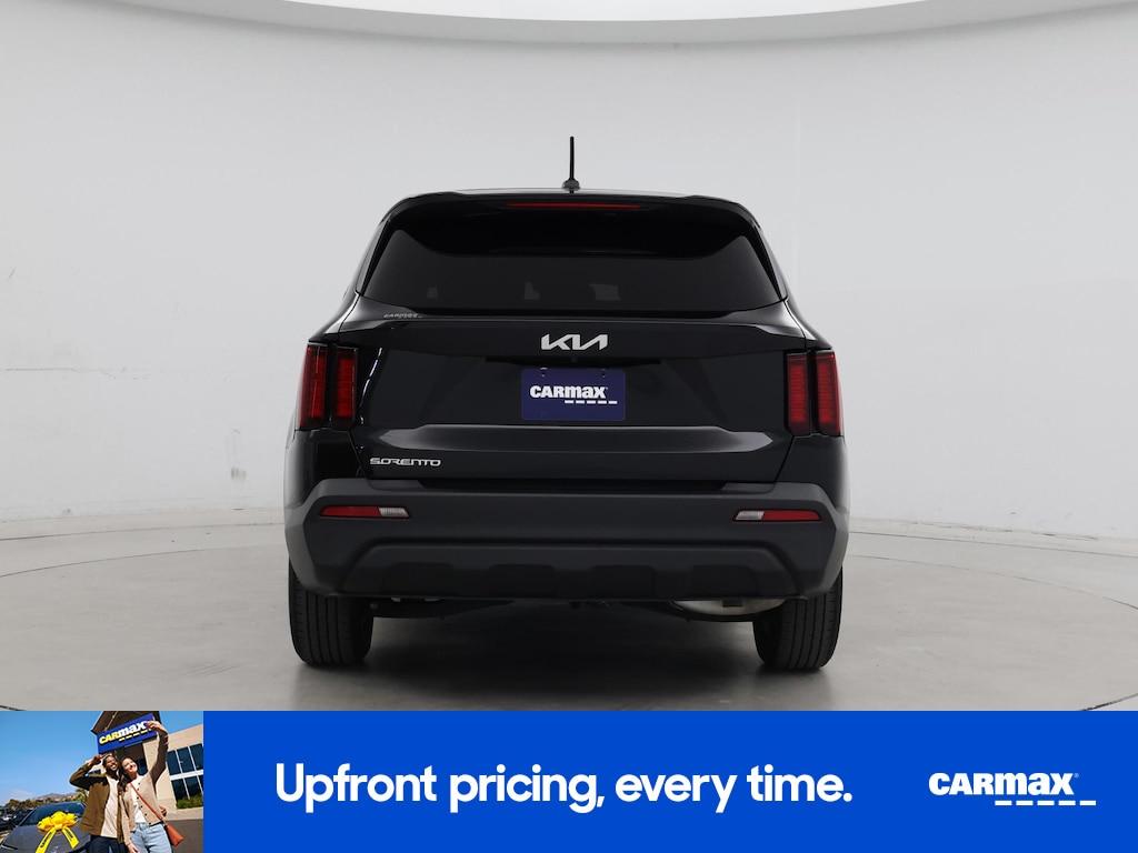 used 2023 Kia Sorento car, priced at $24,998