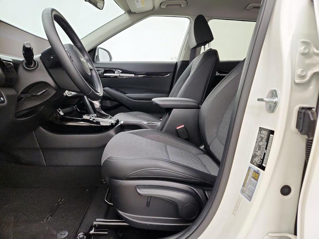 used 2024 Kia Seltos car, priced at $23,998