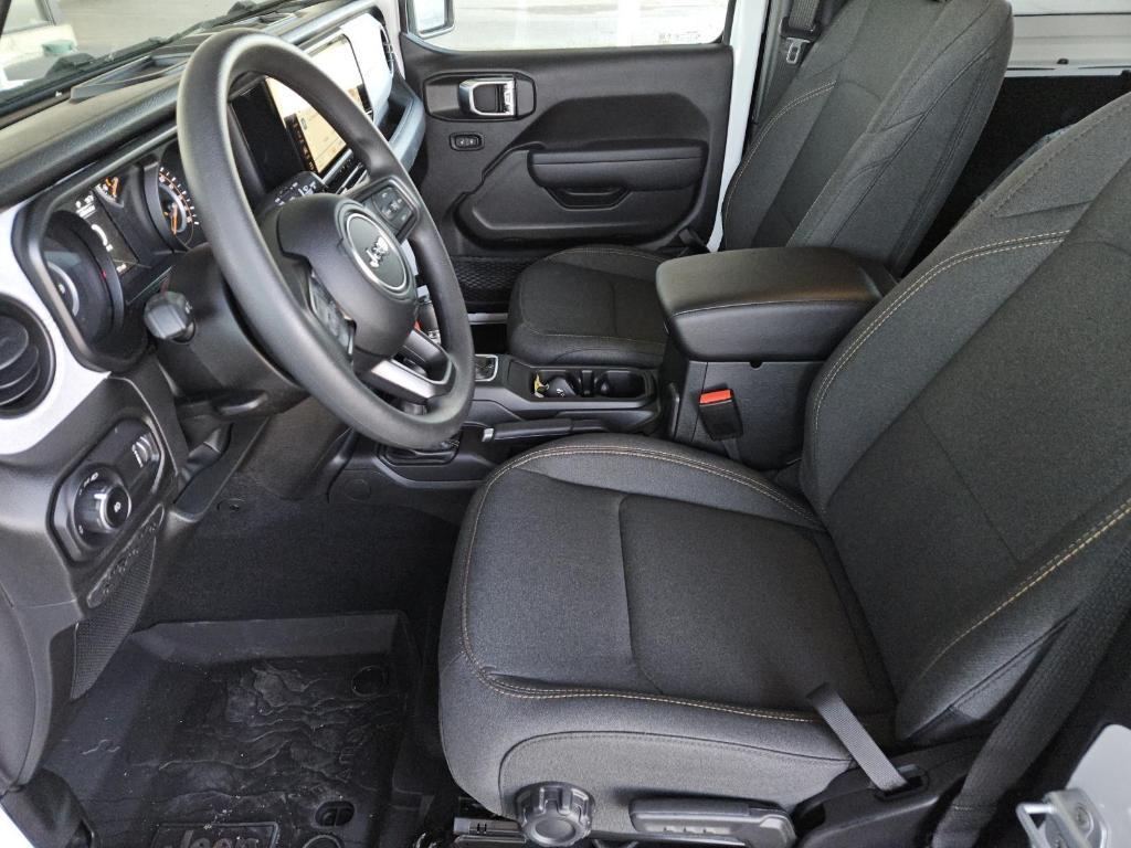 new 2026 Jeep Wrangler car, priced at $41,116