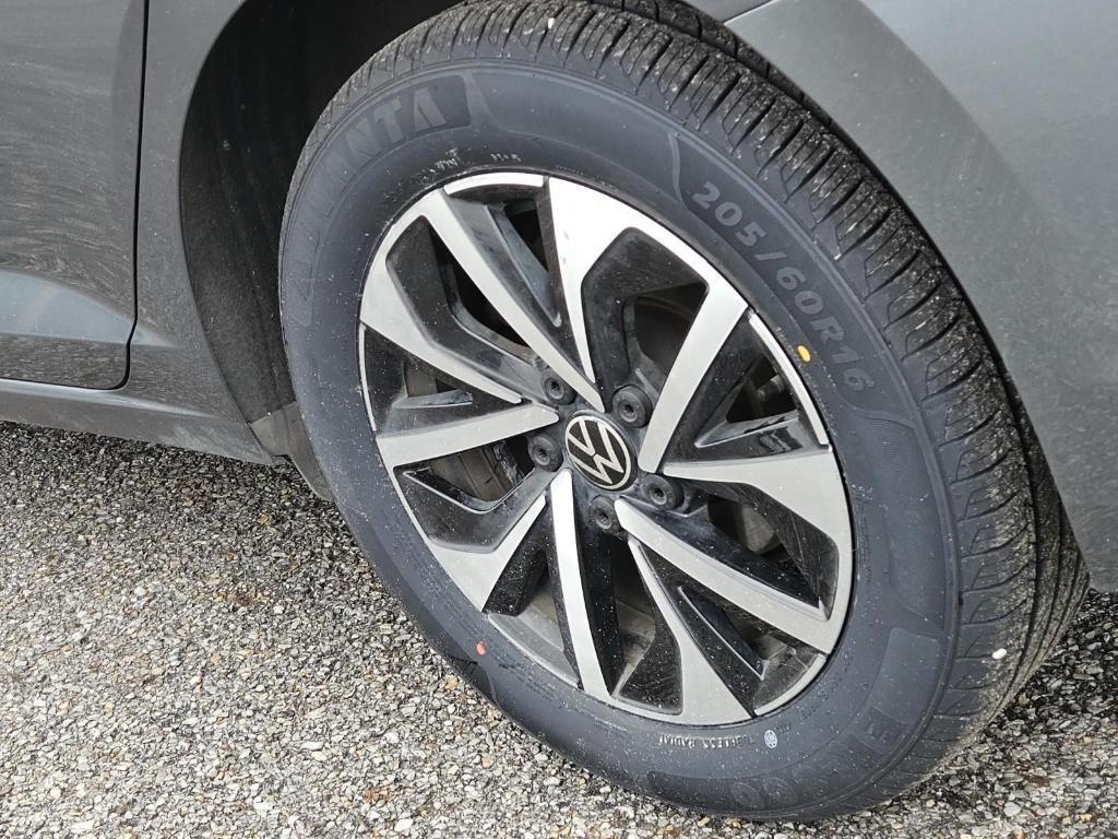 used 2024 Volkswagen Jetta car, priced at $18,396