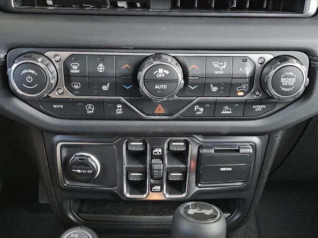 new 2026 Jeep Wrangler car, priced at $53,419
