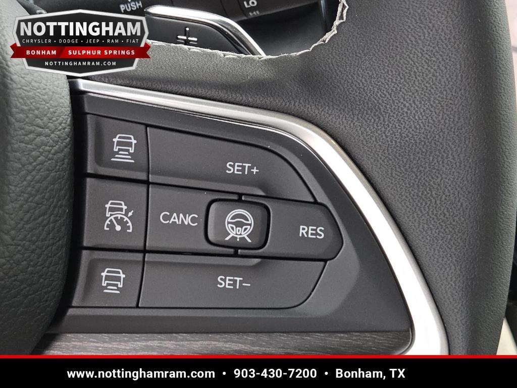 new 2026 Jeep Grand Cherokee car, priced at $41,122