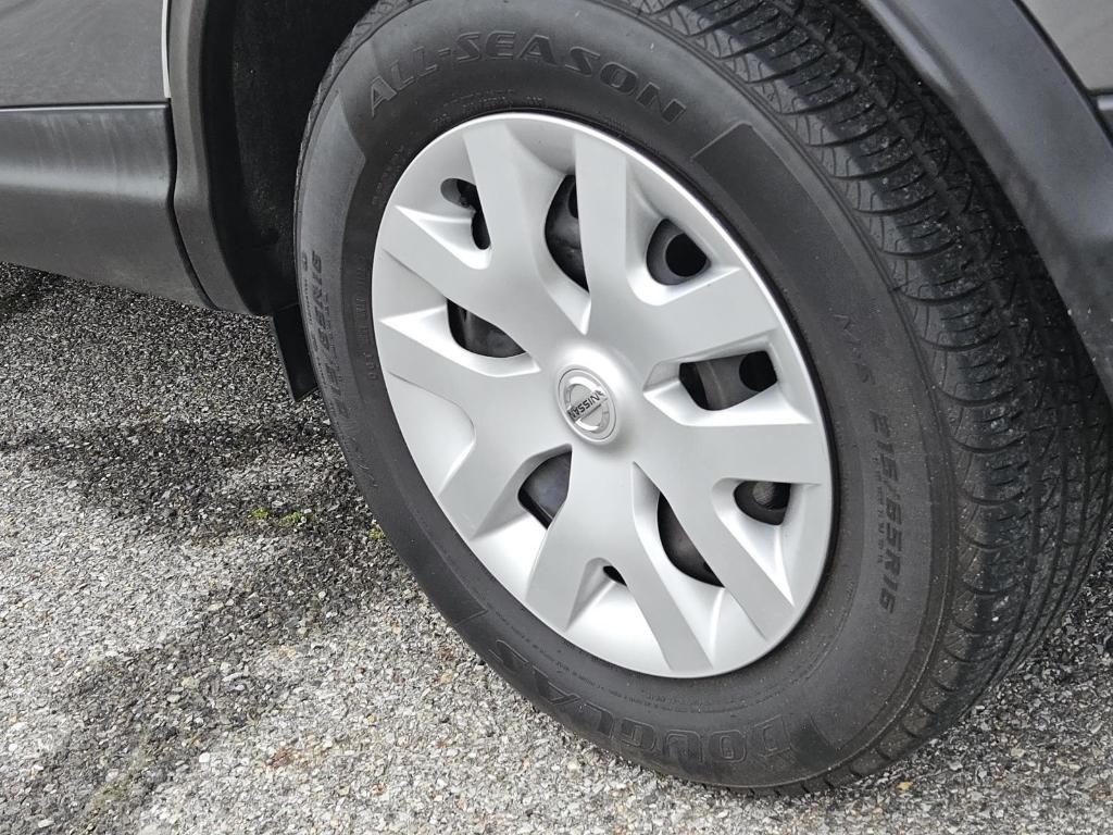 used 2020 Nissan Rogue Sport car, priced at $15,999