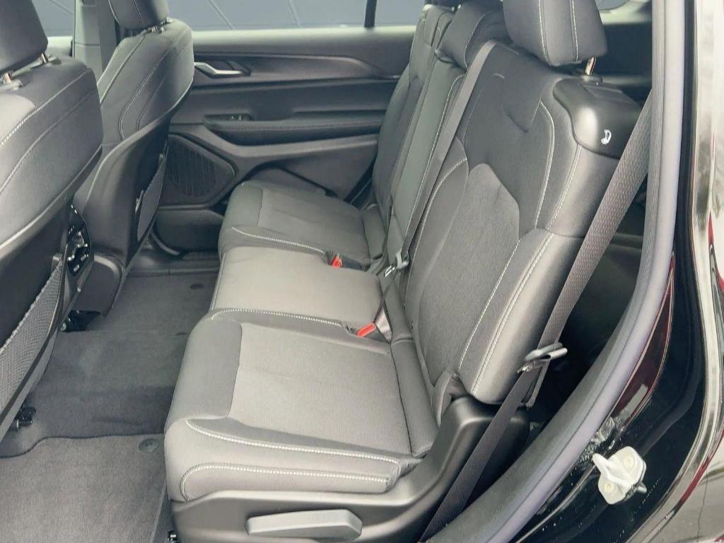 new 2025 Jeep Grand Cherokee L car, priced at $36,733